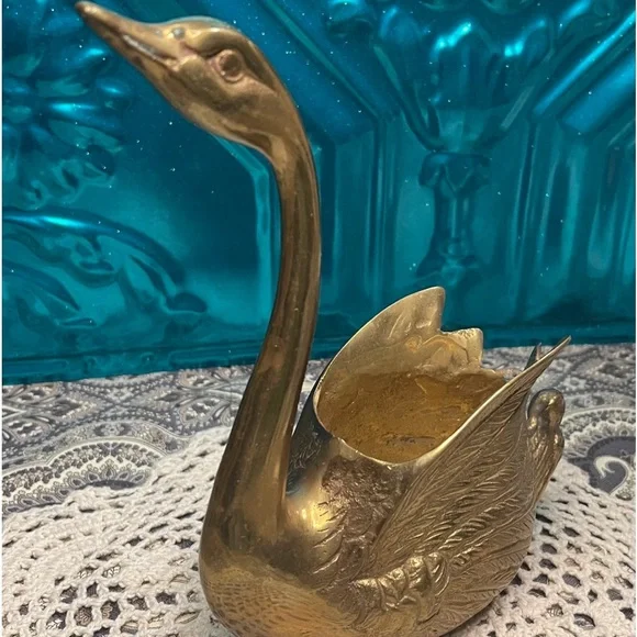 three metal interior items - Picture 9 of 10